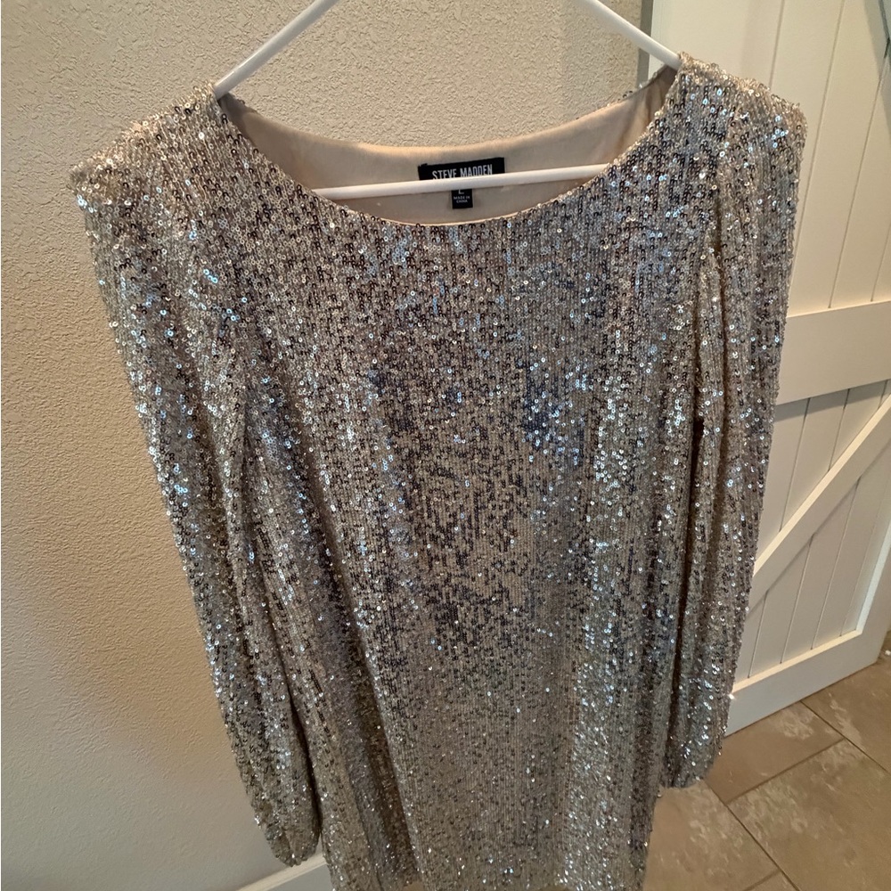 Steve Madden Sequin Long Sleeve Shift Minidress